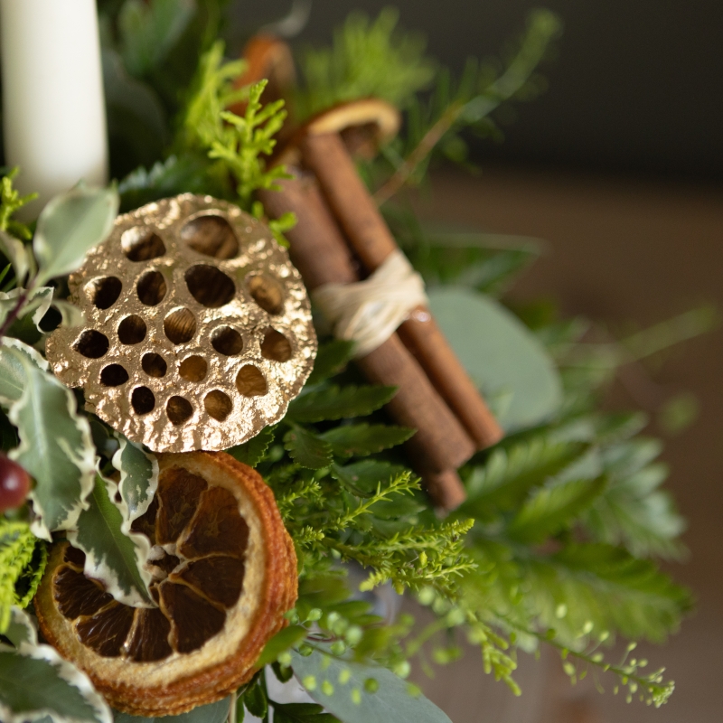 Traditional Table arrangement