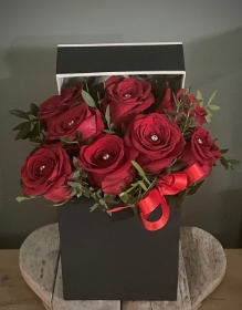 Red Rose Hat box